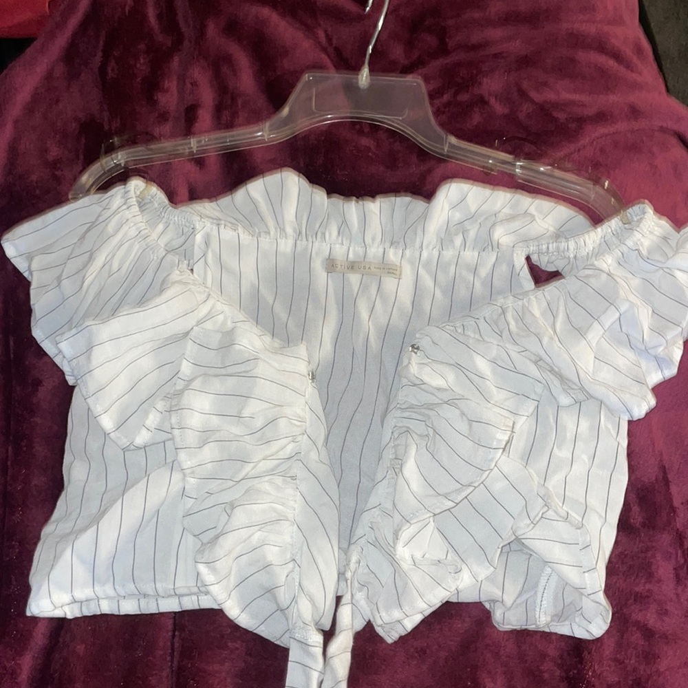Active USA ruffle cross over top
